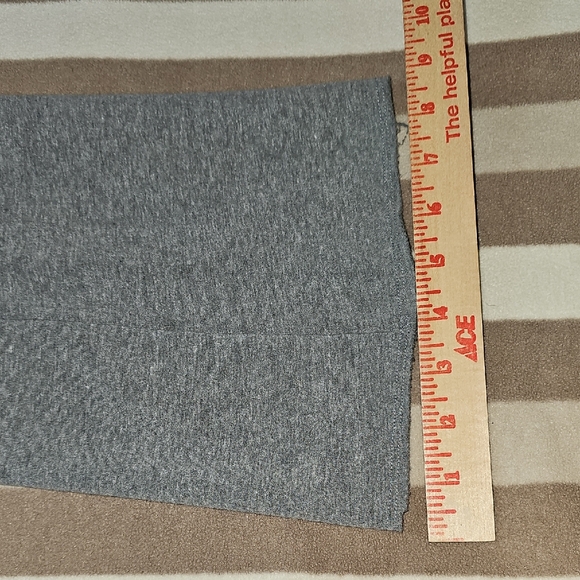 PINK Victoria's Secret Gray Sweatpants with White Patch - Picture 9 of 11